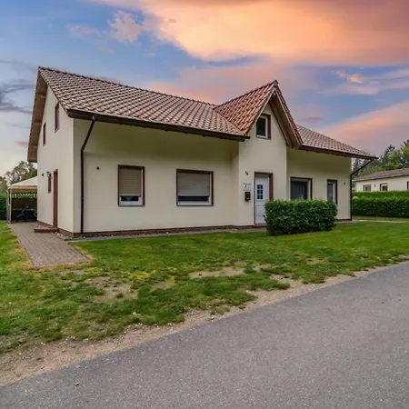 Wald Und 16a Apartment Dargun